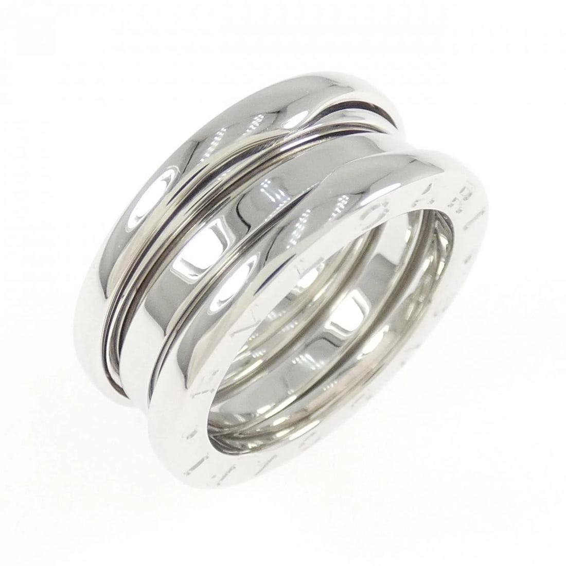 BVLGARI B.ZERO1 3 BANDS RING: BVLGARI B.zero1 3 Bands Ring Brand: BVLGARI Type: Ring Material: 750 White Gold Color: White Gold Size: 5 (US size) Accessories: None Accessories Notice: When purchasing pre-owned goods, p