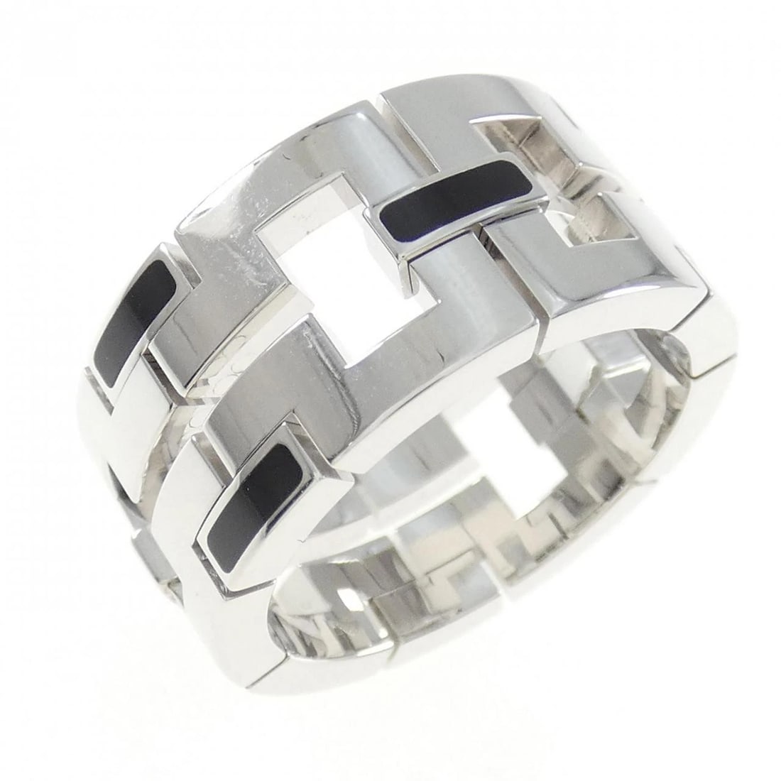 CARTIER PADLOCK RING: Cartier padlock Ring Brand: Cartier Type: Ring Material: 750 White Gold Main Stone/Creation Resin Color: White Gold Size: 9 (US size) Accessories: None Accessories Notice: When purchasing
