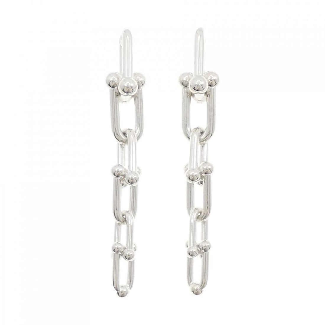 TIFFANY GRADUATED LINK EARRINGS: Tiffany Graduated Link Earrings Brand: Tiffany Type: Earrings Material: 925 Silver Color: Silver Size: ActualSize HxW: 81.9mmx13.4mm Accessories: None Accessories Notice: When purchasing