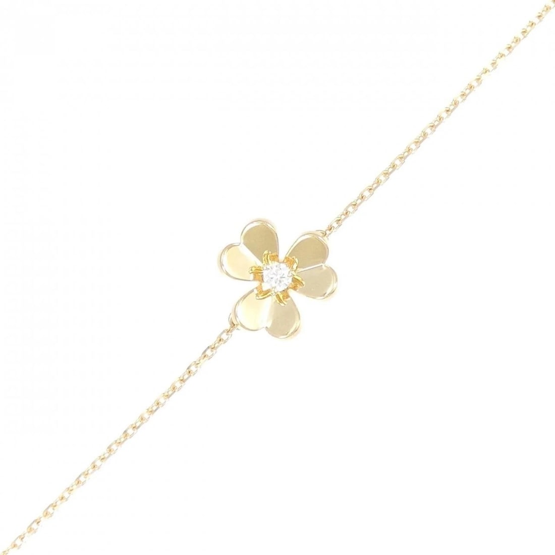 VAN CLEEF & ARPELS FRIVOLE MINI BRACELET: Van Cleef & Arpels Frivole mini Bracelet Brand: Van Cleef & Arpels Type: Bracelet Material: 750 Yellow Gold Main Stone/Creation Natural Color: Yellow Gold Size: 16 17.5cm Accessories: None