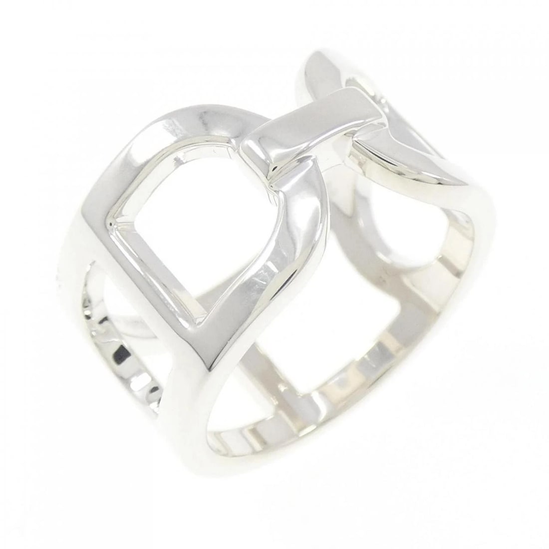HERMES EVER CHAINE D'ANCRE RING: HERMES Ever Chaine d'Ancre Ring Brand: HERMES Type: Ring Material: 925 Silver Color: Silver Size: 6.5 (US size) (52) Accessories: None Accessories Notice: When purchasing pre-owned goods,