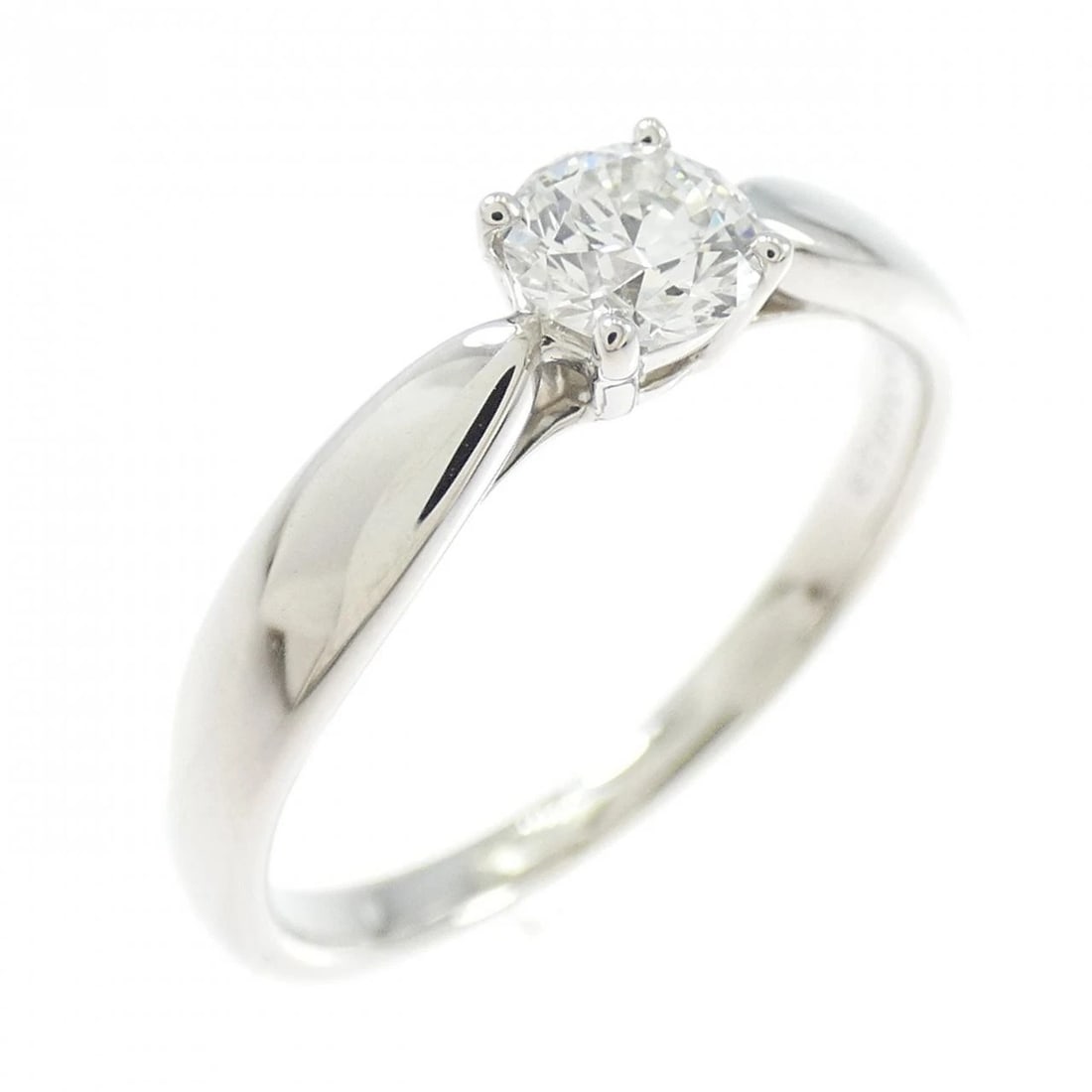 TIFFANY & CO. HARMONY RING: Tiffany & Co. Harmony Ring Brand: Tiffany Type: Ring Material: Platinum 950 Main Stone/Creation Natural Color: Platinum Size: 4.5-5 (US size) Accessories: None Accessories Notice: When