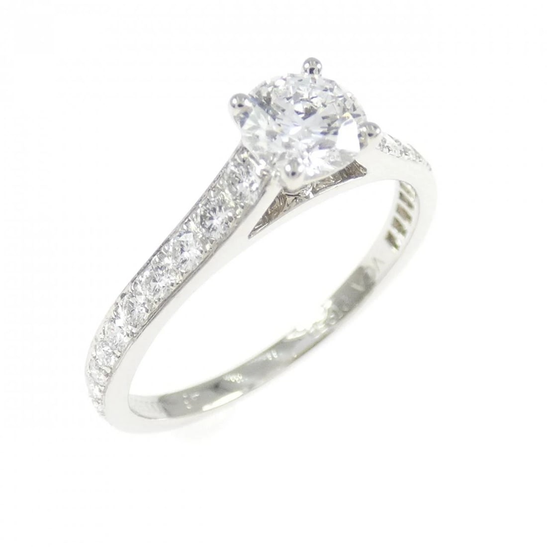 VAN CLEEF & ARPELS ROMANCE RING: Van Cleef & Arpels Romance Ring Brand: Van Cleef & Arpels Type: Ring Material: Platinum 950 Main Stone/Creation Natural Color: Platinum Size: 3.5-4 (US size) (46) Accessories: None Accesso