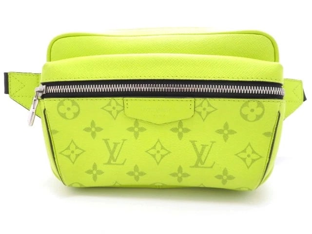 LOUIS VUITTON BUMBAG OUTDOOR TAIGARAMA JAUNE (1 of 8)
