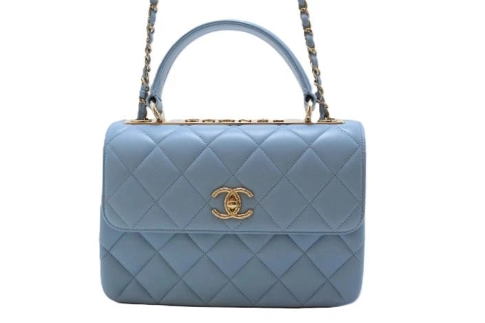 CHANEL TRENDY CC CHAIN SHOULDER BAG: CHANEL Trendy CC Chain Shoulder Bag Brand: CHANEL Type/Style: Handbag Material: Rum Color: Blue Size: 24.5 x 17 x 8cm Shoulder: 105cm Accessories: None Accessories Notice: When purchasing