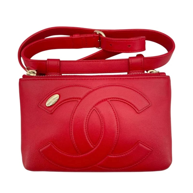 CHANEL 27 SERIES RED GHW BODY BAG: CHANEL 27 Series Red GHW Body Bag Brand: CHANEL Type/Style: Handbag Material: Leather Color: Red GD Hardware Size: W: 19cm / H: 13cm / D: 2cm Accessories: None Accessories Notice: When pur