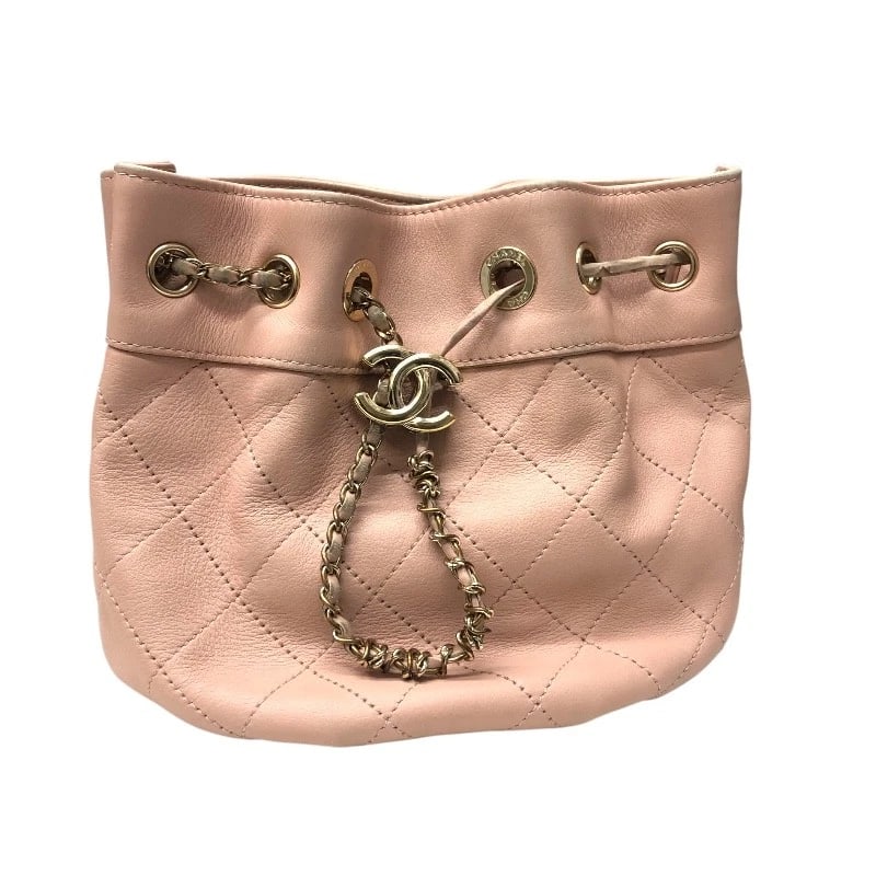 CHANEL MATELASSE BUCKET SHOULDER BAG (1 of 7)