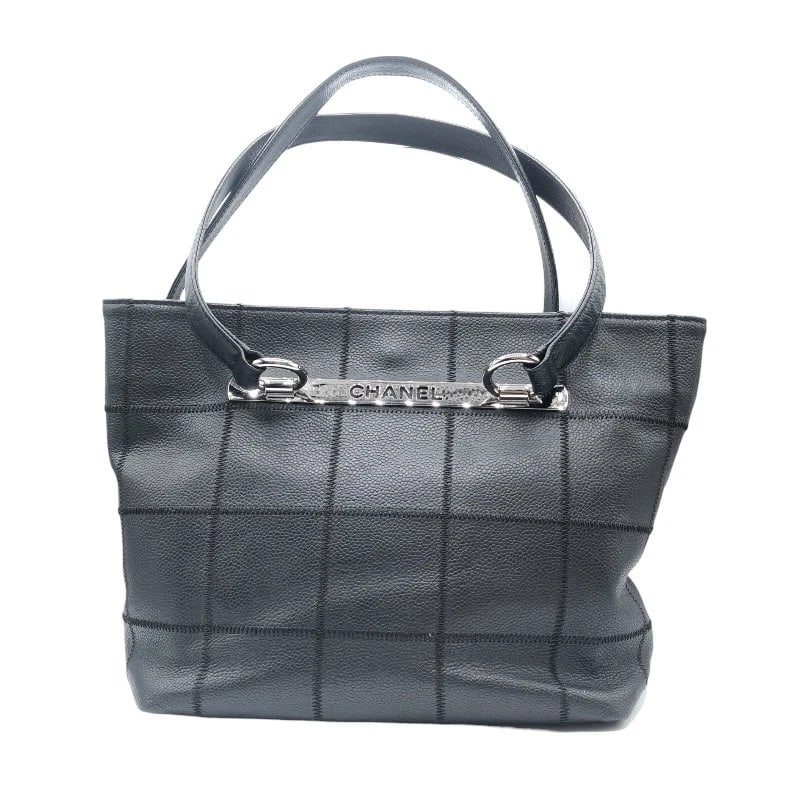 CHANEL CHOCO BAR TOTE BAG: CHANEL Choco Bar Tote Bag Brand: CHANEL Type: Tote Bag Material: Caviar skin Color: Black SilverHardware Size: W12.6 x H9.4x D5.7inch Shoulder:23.2inch Accessories: None Accessories Notice