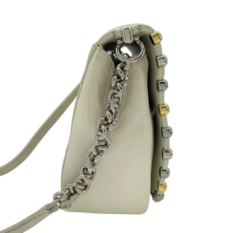 CHANEL CHAINSHOULDER BAG - 4