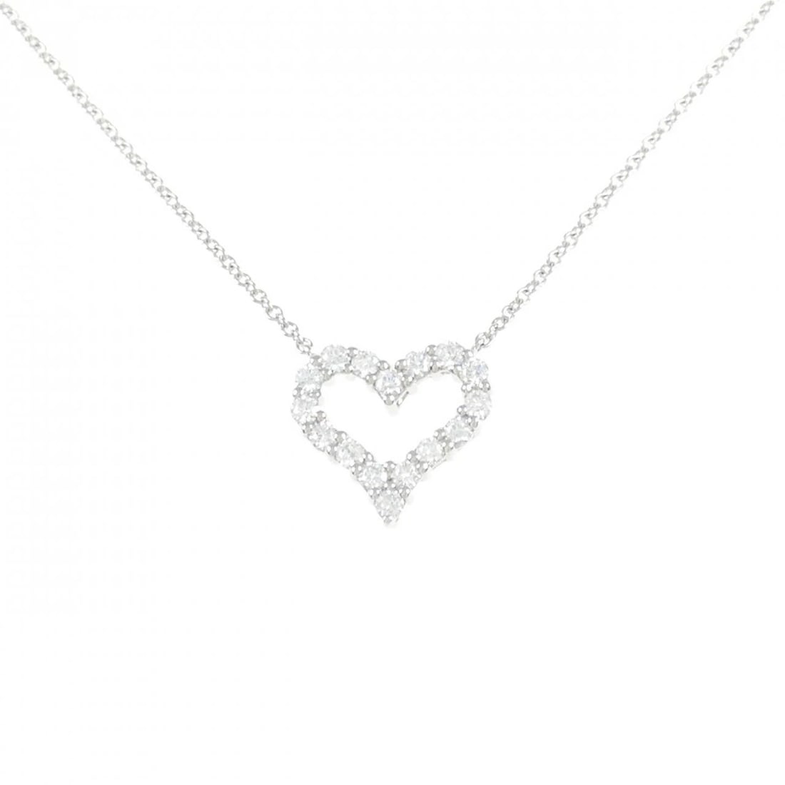 TIFFANY & CO. SENTIMENTAL HEART MINI NECKLACE: Tiffany & Co. Sentimental Heart mini Necklace Brand: Tiffany Type: Necklace Material: Platinum 950 Main Stone/Creation Natural Color: Platinum Size: 40cm Accessories: None Accessories Notice: