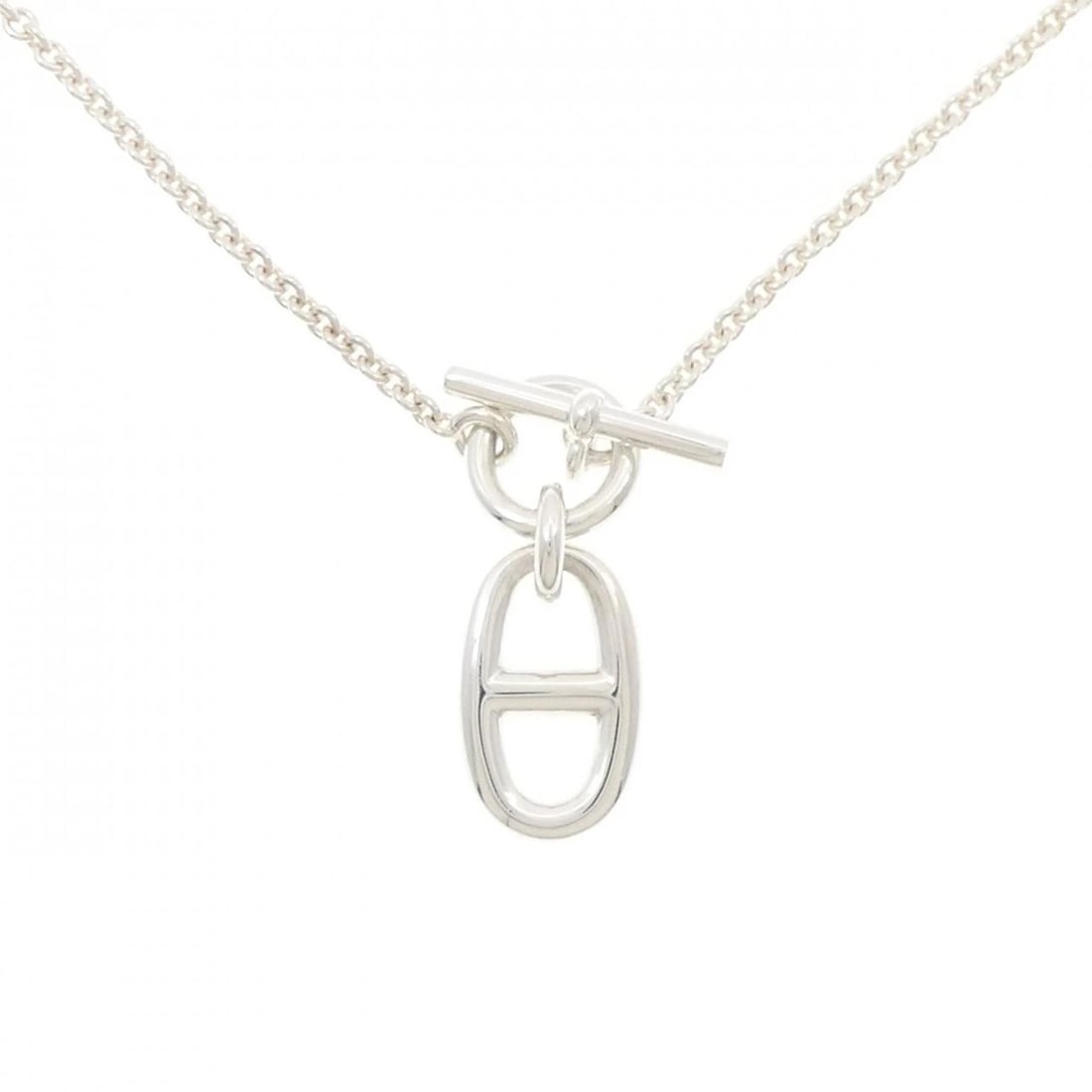 HERMES CHAINE D'ANCRE NECKLACE: HERMES Chaine d'Ancre Necklace Brand: HERMES Type: Necklace Material: 925 Silver Color: Silver Size: 41cm Accessories: None Accessories Notice: When purchasing pre-owned goods, please refer