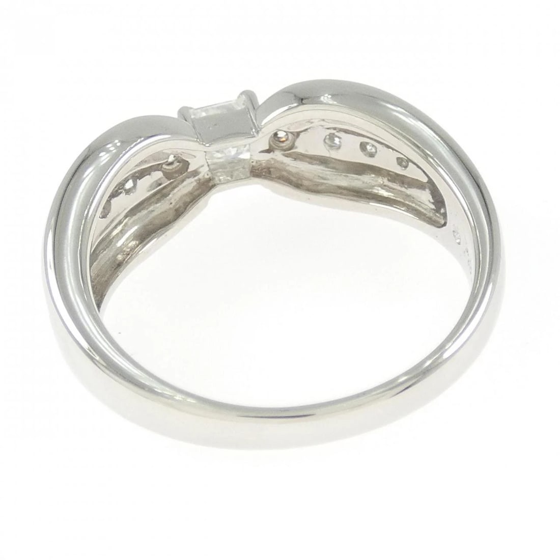 TASAKI DIAMOND RING - 3