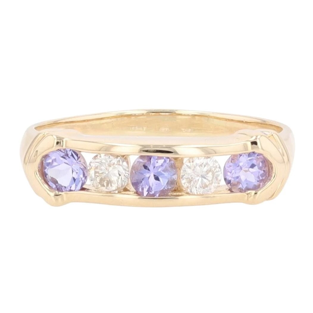 ROUND TANZANITE AND DIAMOND CHANNEL-SET BAND RING (1 of 4)