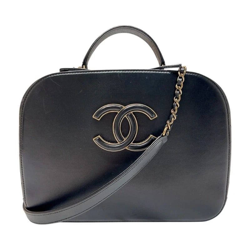 CHANEL COCO MARK2WAYCHAIN SHOULDER BAG: CHANEL COCO Mark2WAYChain Shoulder Bag Brand: CHANEL Type: Shoulder Bag Material: Calfskin Color: Black Gold Hardware Size: W9.1 x H6.7x D2.8inch Shoulder:47.2inch Accessories: None Access