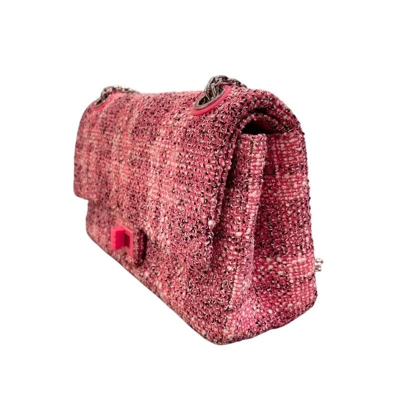 CHANEL SHOULDER BAG - 3