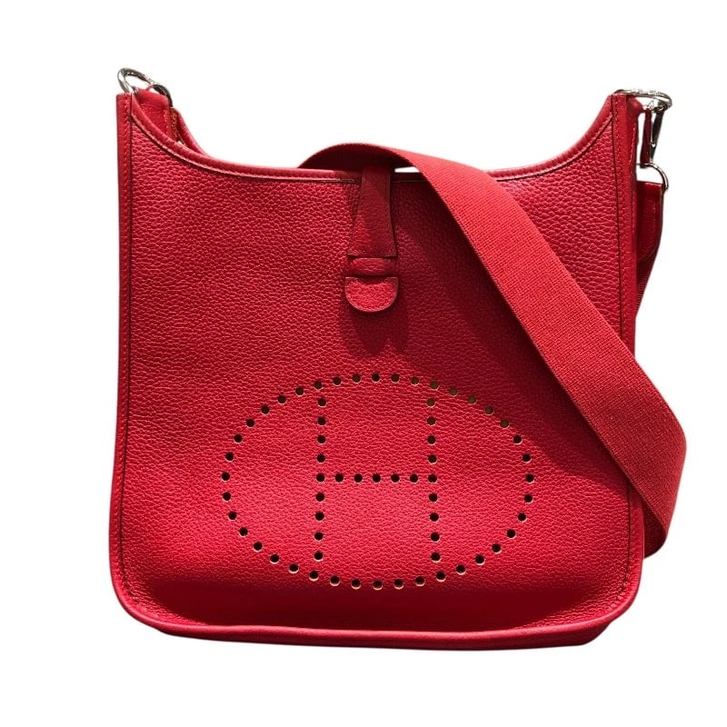 HERMES EVELYN1 PM SHOULDER BAG: HERMES Evelyn1 PM Shoulder Bag Brand: HERMES Type: Shoulder Bag Material: Taurillon Clemence Color: Red SilverHardware Size: W11.4 x H10.6x D3.1inch Shoulder:36.2inch Accessories: None Acc