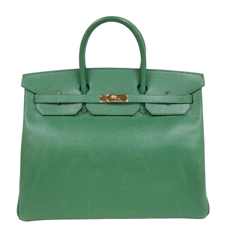 HERMES BIRKIN 40 HANDBAG: HERMES Birkin 40 Handbag Brand: HERMES Type: Handbag Material: Courchevel Color: Vert GoldHardware Size: W15.7 x H11.8x D7.9inch Accessories: None Accessories Notice: When purchasing pre-o