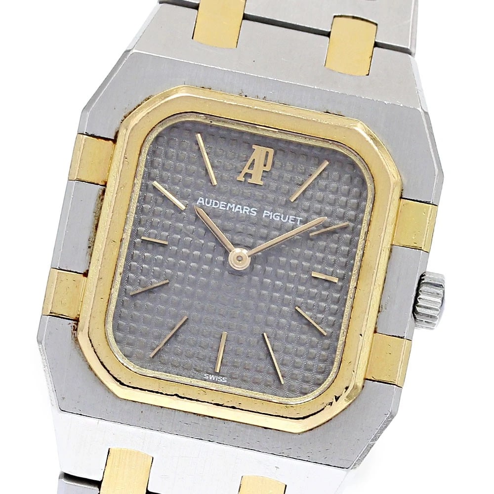 AUDEMARS PIGUET ROYAL OAK SQUARE GRAY DIAL QUARTZ WATCH: AUDEMARS PIGUET Royal oak Square gray Dial Quartz Watch Brand: AUDEMARS PIGUET Type: Wristwatch Material: Band Material Stainless Steel/YG, Case Material Stainless Steel/YG Color: Band Color Silver