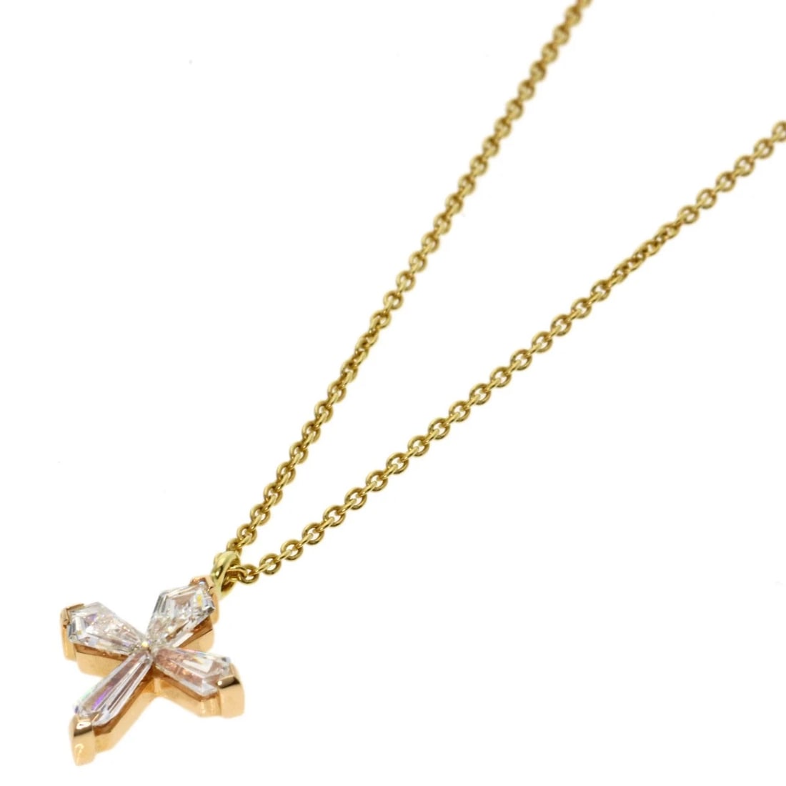 GRAFF TRAPEZOID CROSS MINI DIAMOND NECKLACE: GRAFF Trapezoid Cross Mini Diamond Necklace Brand: GRAFF Type: Necklace Material: K18 Yellow Gold Main Stone/Creation Natural Color: Yellow Gold Size: Chain Length:15.7inch/40cm Chain Width:0.4inc