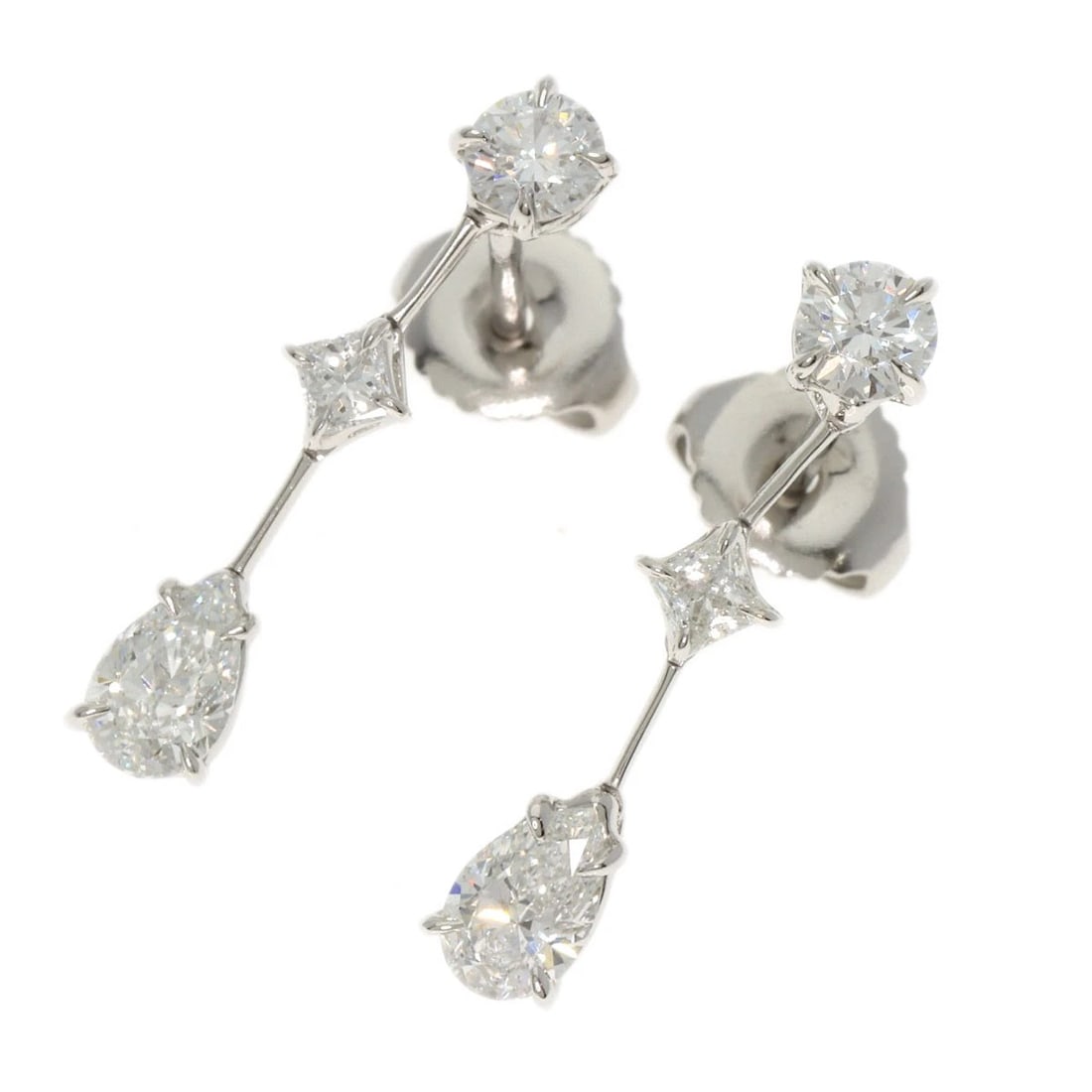 HARRY WINSTON THREE STONE WIRE DROP DIAMOND EARRING: HARRY WINSTON Three Stone Wire Drop Diamond earring Brand: HARRY WINSTON Type: earring Material: Platinum PT950 Main Stone/Creation Natural Color: Platinum Size: Top Size:0.8inch/20.3x3.4x3.3mm A
