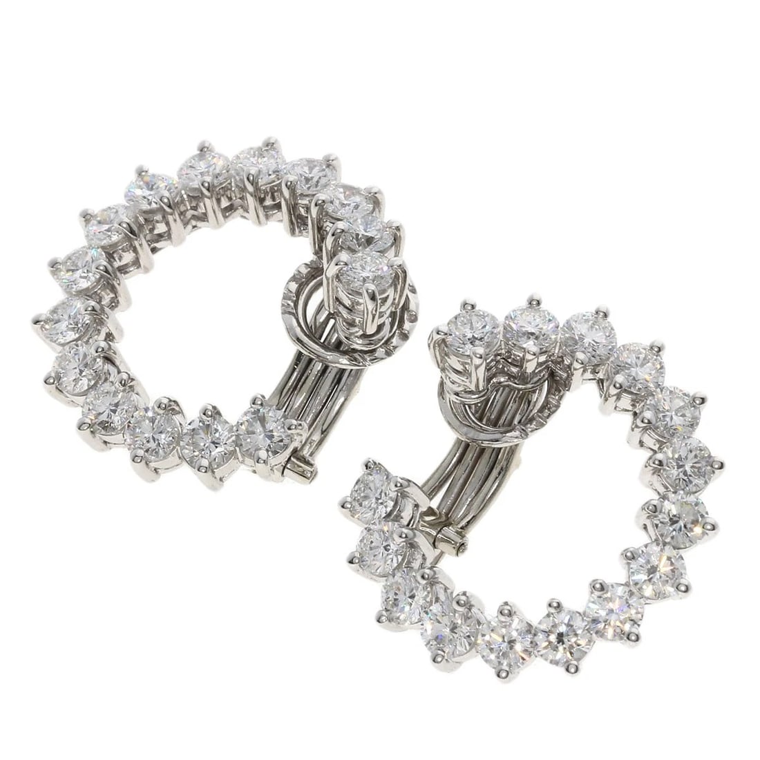 HARRY WINSTON ROUND HOOP DIAMOND EARRING: HARRY WINSTON Round Hoop Diamond Earring Brand: HARRY WINSTON Type: Earring Material: Platinum PT950 Main Stone/Creation Natural Color: Platinum Size: Top Size:0.8inch/20.6x18.5x4.1mm 