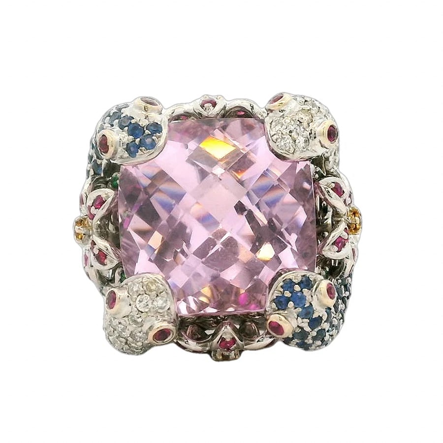 SNAKES & FLOWERS COCKTAIL RING PINK GLASS CENTER DIAMOND: Snakes & Flowers Cocktail Ring Pink Glass Center Diamond Brand: Unbranded Type: Ring Material: 18k White Gold Main Stone/Creation Natural Color: White Size: 9 US Accessories: None Accessor