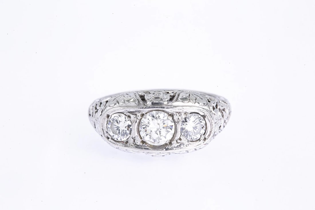ANTIQUE CARVED & PIERCED STONE DIAMOND 950 PLATINUM RING: Antique Carved & Pierced Stone Diamond 950 Platinum Ring Brand: Unbranded Type: Ring Material: 950 Platinum Main Stone/Creation Natural Color: White Size: 6.5 US Accessories: None Accessories