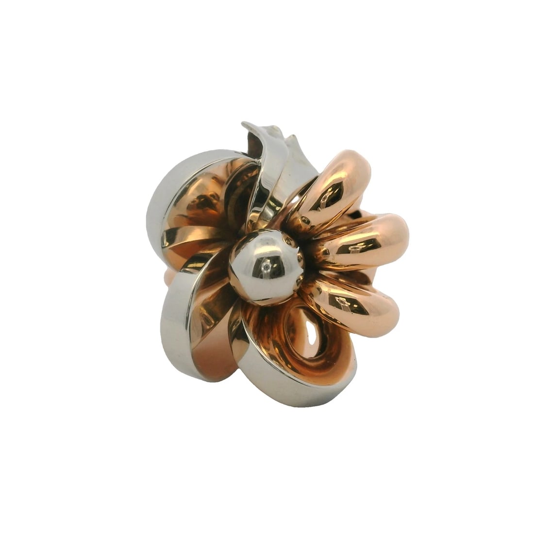 VINTAGE 18KT WHITE AND ROSE GOLD STATEMENT RING: Vintage 18kt White and Rose Gold Statement Ring Brand: Unbranded Type: Ring Material: 18k Multi-Tone Gold, Color: Multi - Tone Size: 7 US Accessories: None Accessories Notice: When purchas