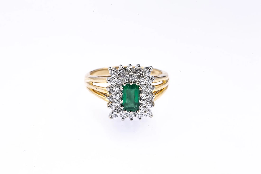 EMERALD & DIAMOND CLUSTER14K YELLOW & WHITE GOLD RING (1 of 5)
