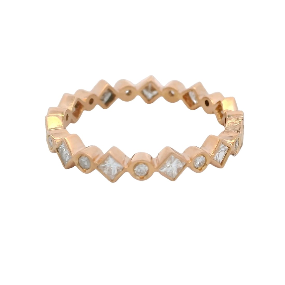 SOLID ROUND AND PRINCESS CUT ALTERNATING DIAMOND RING - 3