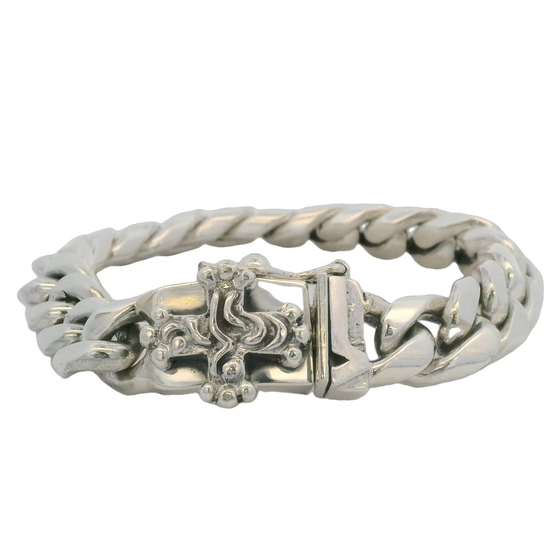 VERSANI 925 STERLING SILVER CUBAN LINK CROSS BRACELET: Versani 925 Sterling Silver Cuban Link Cross Bracelet Brand: Versani Type: Bracelet Material: 925 Sterling Silver, Color: Silver Size: Length - 8" Width - 12mm Accessories: None Accessorie