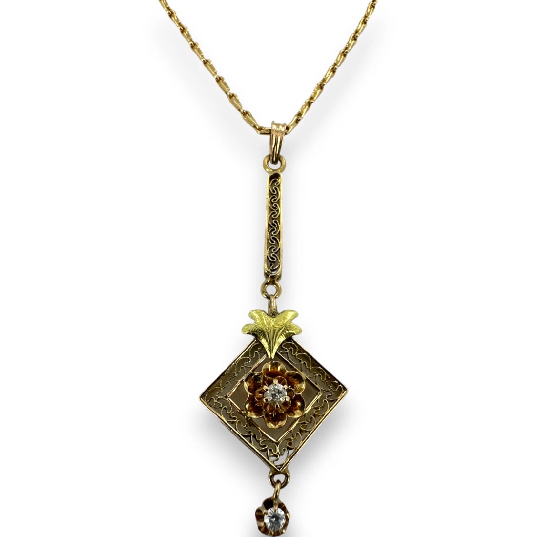 ANTIQUE YELLOW GOLD AND DIAMOND PENDANT NECKLACE (1 of 4)