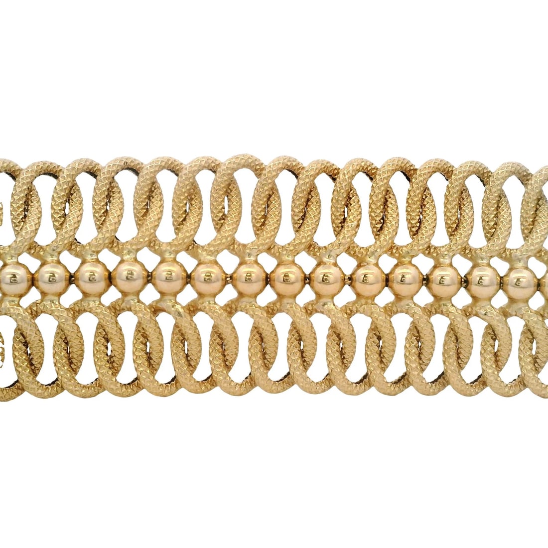 VINTAGE UNOAERRE ITALIAN 18KT YELLOW GOLD BRACELET: Vintage UnoAerre Italian 18kt Yellow Gold Bracelet Brand: UnoAerre Type: Bracelet Material: 18K Yellow Gold, Color: Yellow Size: Length - 7.25" Width - 25mm Accessories: None Accessories N