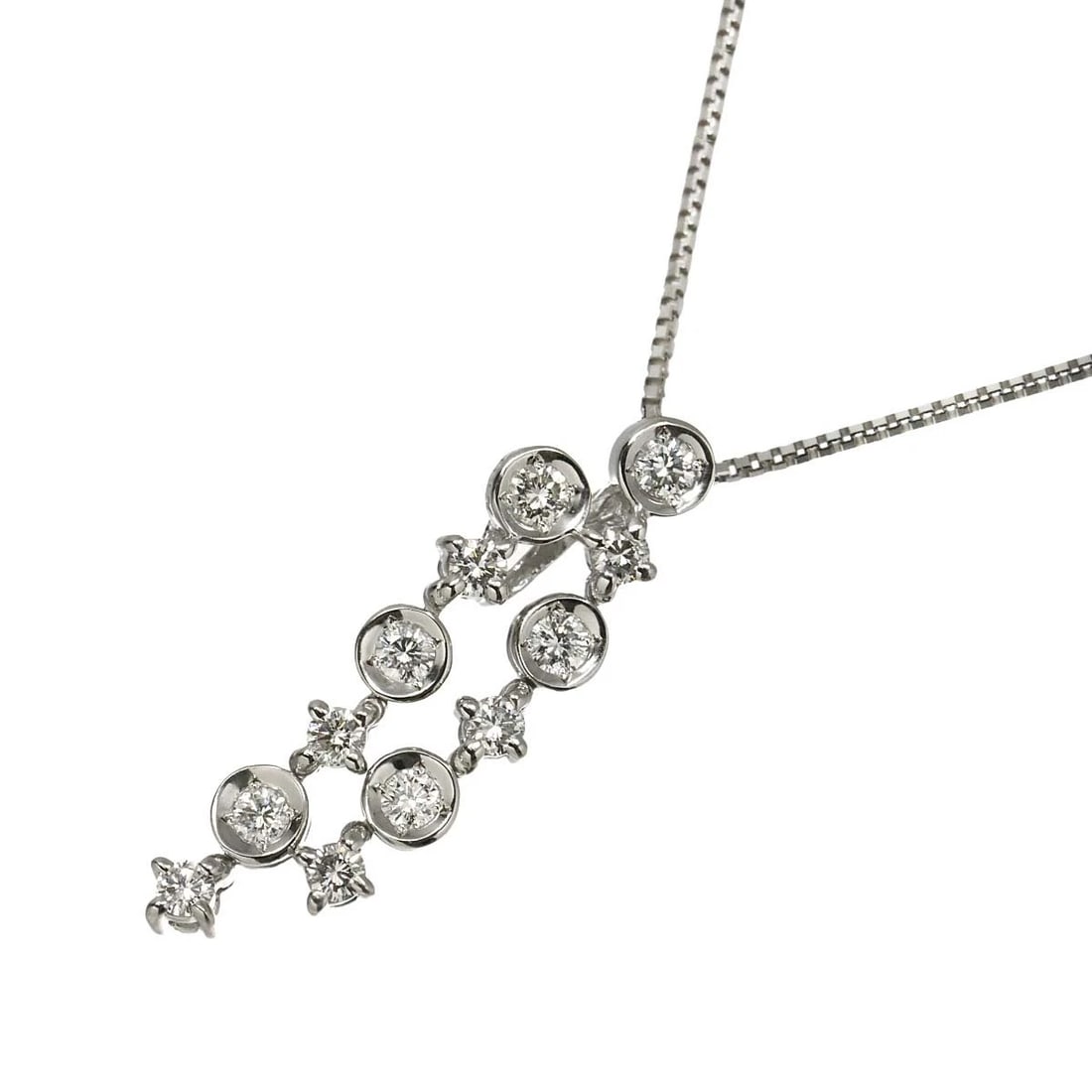 DE BEERS LINE DIAMOND NECKLACE WHITE GOLD 750: DE BEERS LINE Diamond Necklace White Gold 750 Brand: DE BEERS LINE Type: Necklace Material: 750 White Gold Main Stone/Creation Natural Color: White Gold Size: internal circumference of the chain:1