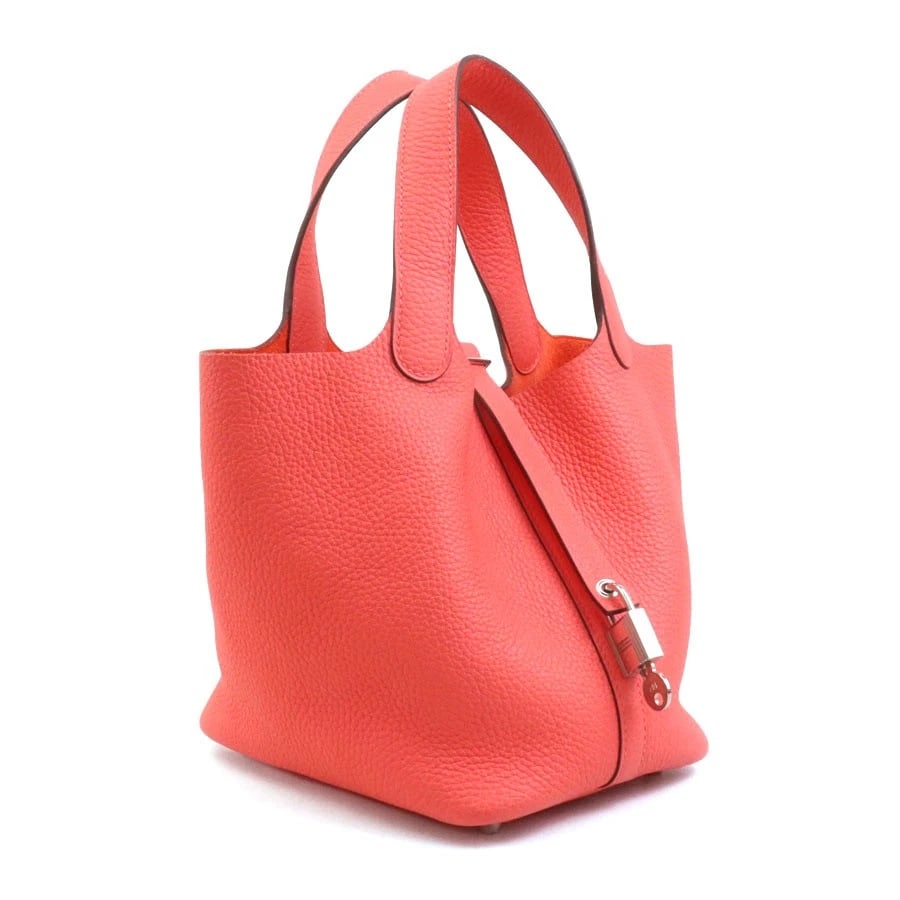 HERMES PICOTIN LOCK PM HANDBAG PINK TAURILLON: HERMES Picotin Lock PM Handbag Pink Taurillon Brand: HERMES Type: Handbag Material: Taurillon Clemence Color: Rose The LaitonKissus Size: W:7.1inx H:7.1inx D:5.1in Handle Length:12.0in Accessorie