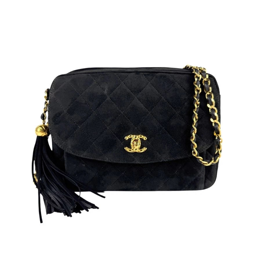 CHANEL CHAIN SHOULDER BAG BLACK/GOLD SUEDE: CHANEL Chain Shoulder Bag Black/Gold Suede Brand: CHANEL Type: Shoulder Bag Material: Suede Color: Black Size: W:8.7inx H:6.3inx D:2.4in Shoulder Length: 43.3in Accessories: None Accessori