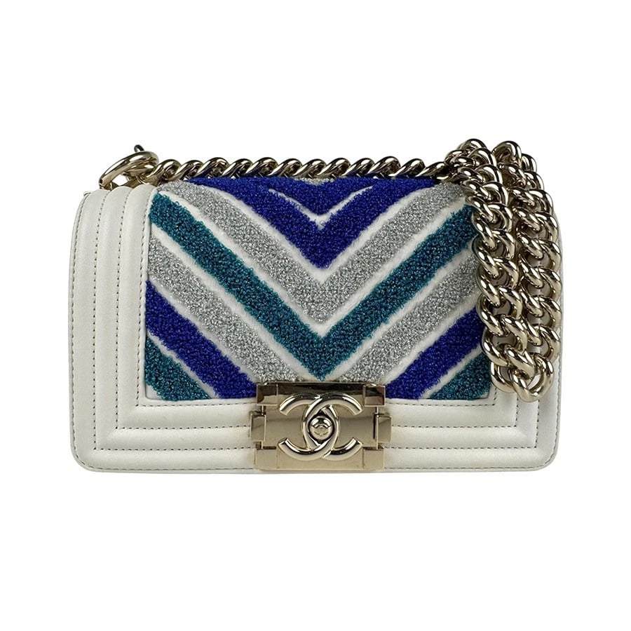 CHANEL BAG CHAIN SHOULDER BAG OFF WHITE/BLUE: CHANEL Bag Chain Shoulder Bag Off White/Blue Brand: CHANEL Type: Shoulder Bag Material: leather Color: Off White/Blue/Silver Size: W:7.5inx H:5.5inx D:2.8in Shoulder Length: 49.2in Accessories: N