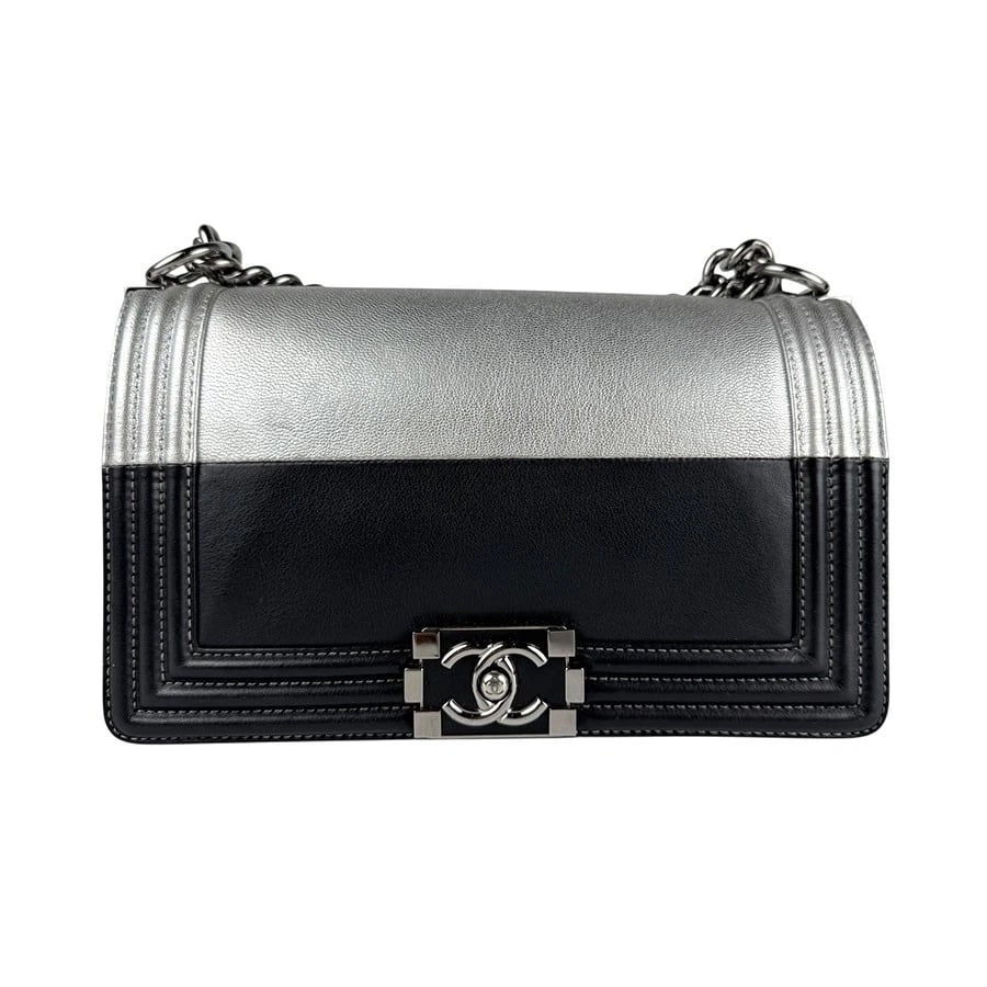CHANEL BAG CHAIN SHOULDER BAG BLACK/SILVER LEATHER/METAL: CHANEL Bag Chain Shoulder Bag Black/Silver Leather/Metal Brand: CHANEL Type: Shoulder Bag Material: leather Color: Black X Silver Size: W:9.4inx H:6.3inx D:2.8in Shoulder Length: 51.2in Accessori