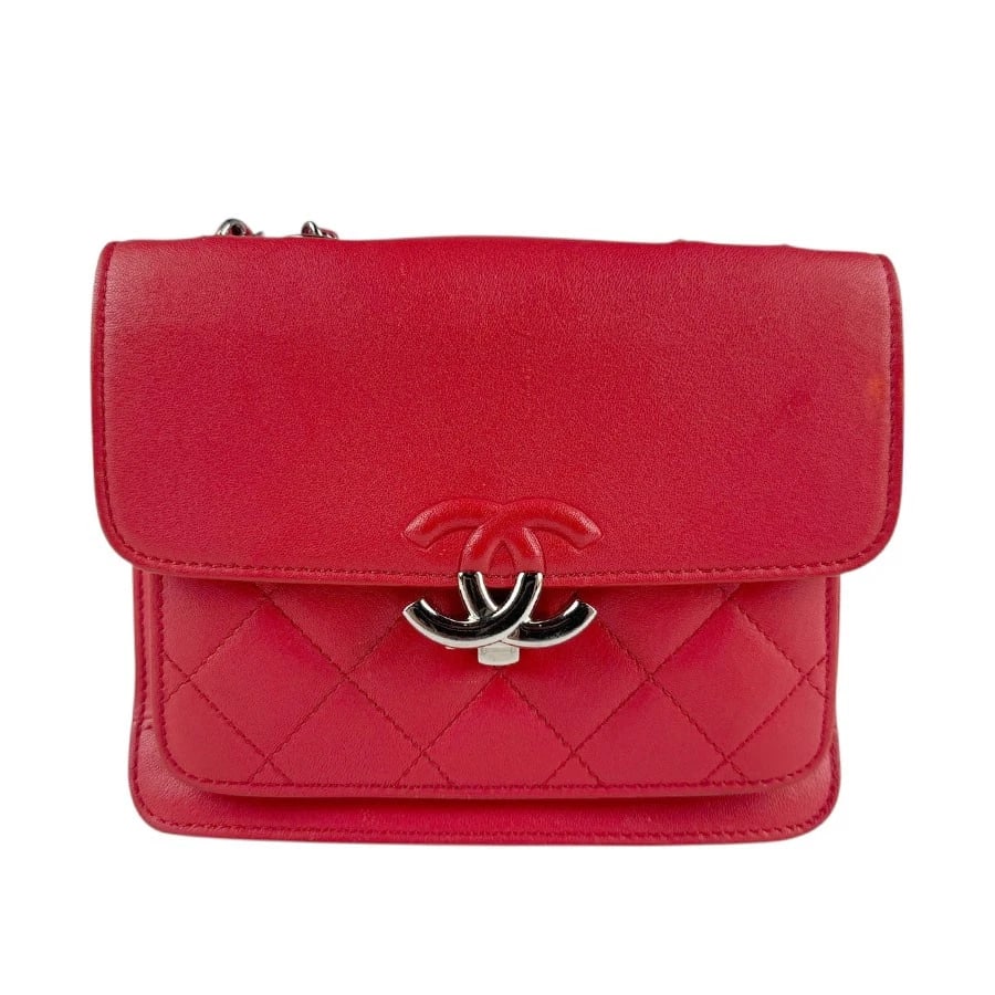 CHANEL CHAIN SHOULDER BAG RED/SILVER LEATHER/METAL: CHANEL Chain Shoulder Bag Red/Silver Leather/Metal Brand: CHANEL Type: Shoulder Bag Material: leather Color: Red / Silver Size: W:7.5inx H:6.3inx D:2.0in Shoulder Length: 25.6in Accessories: None