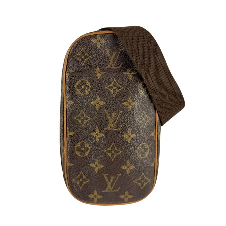 LOUIS VUITTON MONOGRAM POCHETTE GANGE BODY BAG BUM BAG: LOUIS VUITTON Monogram Pochette Gange Body Bag Bum Bag Brand: LOUIS VUITTON Type: body bag Material: Monogram Canvas Color: Brown Size: W:4.3inx H:8.7inx D:1.6in Shoulder Length: 40.2in Accessori