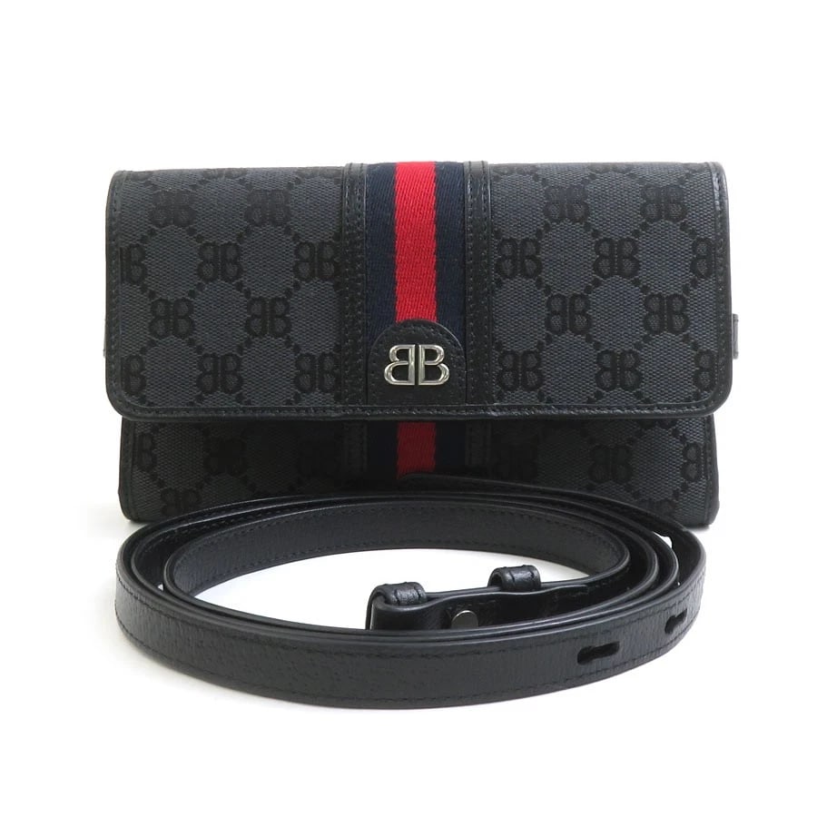 BALENCIAGA X GUCCI SHOULDER WALLET BLACK CANVAS: BALENCIAGA x GUCCI Shoulder Wallet Black Canvas Brand: BALENCIAGA Type: Other accessories Material: canvas Color: Black Size: W:7.6inx H:4.5inx D:1.4in Shoulder Length:?Max? 44.9in 