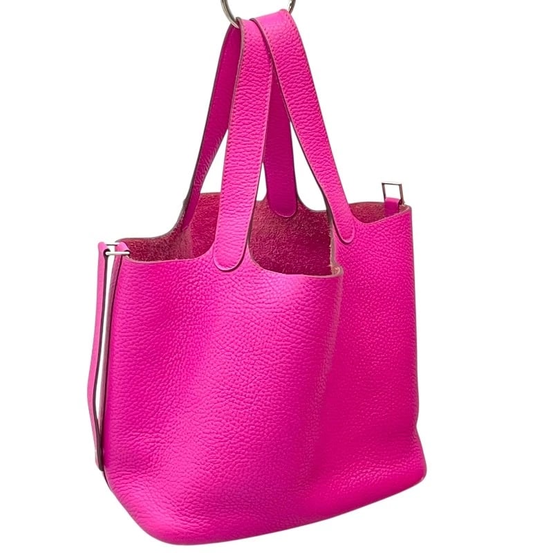 HERMES PICO TAN LOCK MM HANDBAG: HERMES Pico Tan Lock MM Handbag Brand: HERMES Type: Handbag Material: Taurillon Clemence Color: Magnolia Size: W8.7 x H8.3x D7.1inch Accessories: None Accessories Notice: When purchasing p