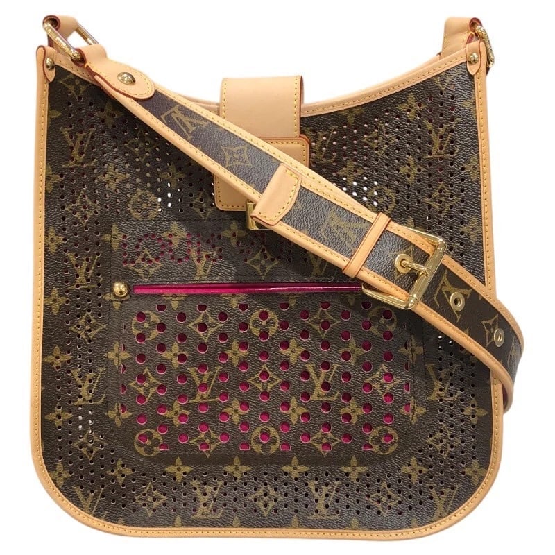 LOUIS VUITTON MUSETTE BELFORT SHOULDER BAG: LOUIS VUITTON Musette Belfort Shoulder Bag Brand: LOUIS VUITTON Type: Shoulder Bag Material: Fuchsia Color: None Size: W12.2 x H11.4x D2.8inch Shoulder:18.5inch Accessories: None Accessories
