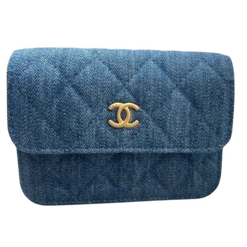 CHANEL MATELASSE MINI CHAIN WALLET: CHANEL Matelasse Mini Chain Wallet Brand: CHANEL Type: Wallet Chain Material: denim Color: Denim GoldHardware Size: W4.9 x H3.9x D1.2inch Accessories: None Accessories Notice: When purchas