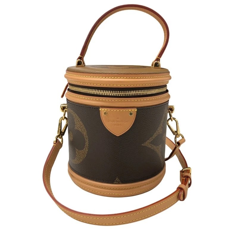 LOUIS VUITTON CANNES HANDBAG: LOUIS VUITTON Cannes Handbag Brand: LOUIS VUITTON Type: Handbag Material: Monogram Giant Reverse Color: Brown Size: W5.9 x H6.7x D5.5inch Shoulder:44.9inch Accessories: None Accessories No