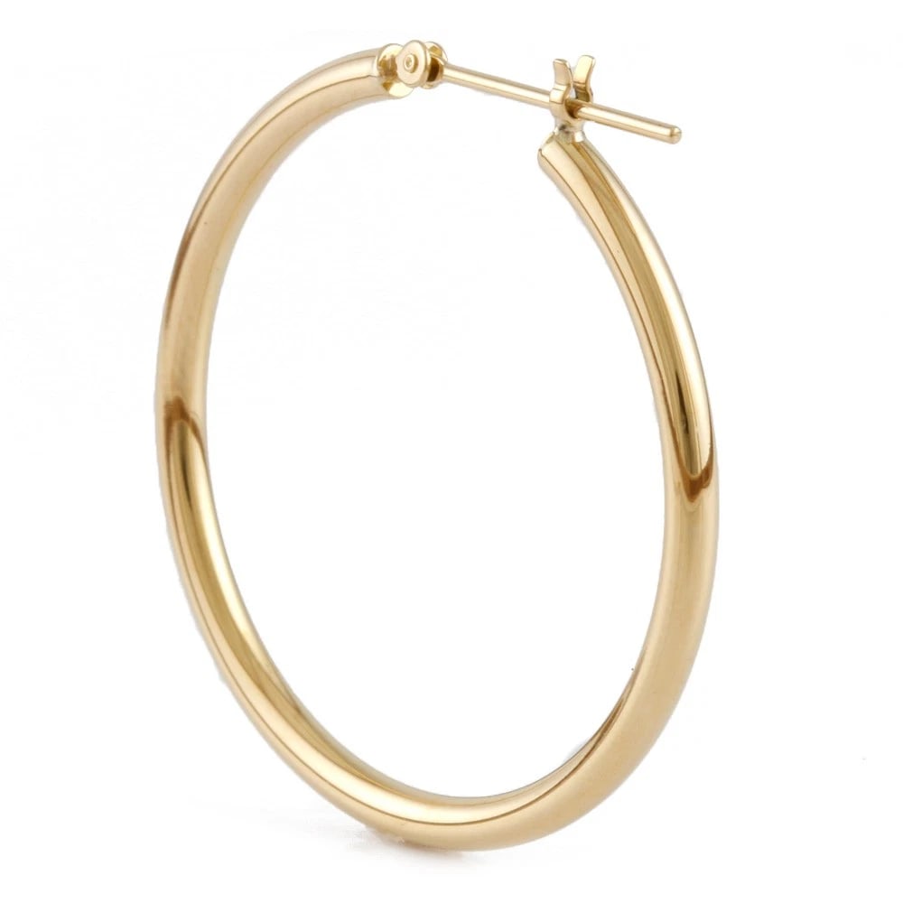 NEW EARRING K18 GOLD HOOP PIPE: new earring K18 Gold Hoop pipe Brand: Unbranded Type: earring Material: K18 Gold, Color: gold Size: Size(CM) 30mm x 2mm(*mm) Accessories: None Accessories Notice: When purchasing pre-owned