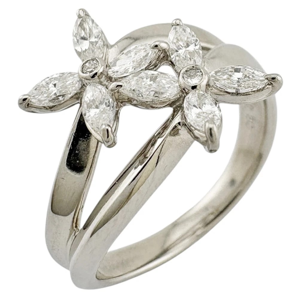 RING PT900PLATINUM DIAMOND: Ring Pt900Platinum diamond Brand: Unbranded Type: Ring Material: Pt900Platinum Main Stone/Creation Natural Color: Silver Size: US 5 3/4 Accessories: None Accessories Notice: When purchasing