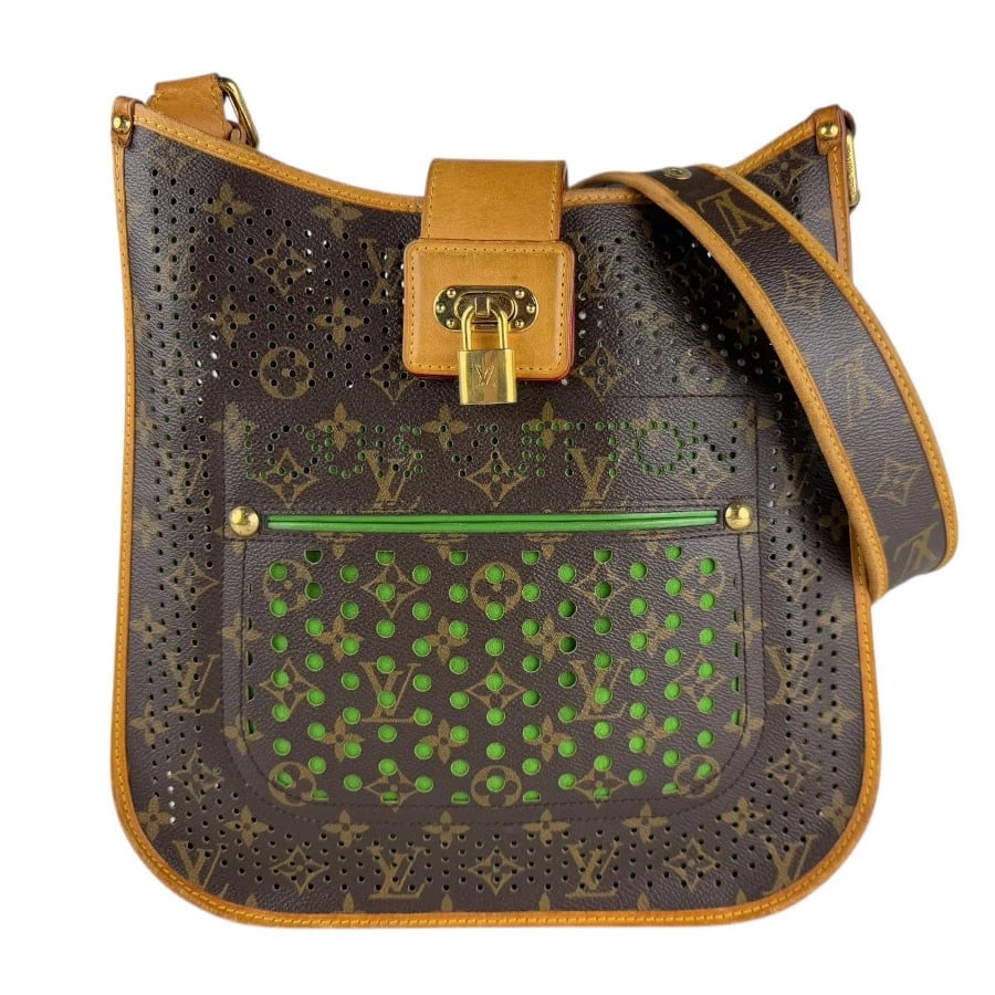 LOUIS VUITTON MONOGRAM PERFO MUSETTE SHOULDER BAG: LOUIS VUITTON Monogram Perfo Musette Shoulder Bag Brand: LOUIS VUITTON Type: Shoulder Bag Material: Monogram Canvas Color: Vert Size: W:11.8inx H:11.8inx D:2.8in Shoulder Length: 31.5in Accessori