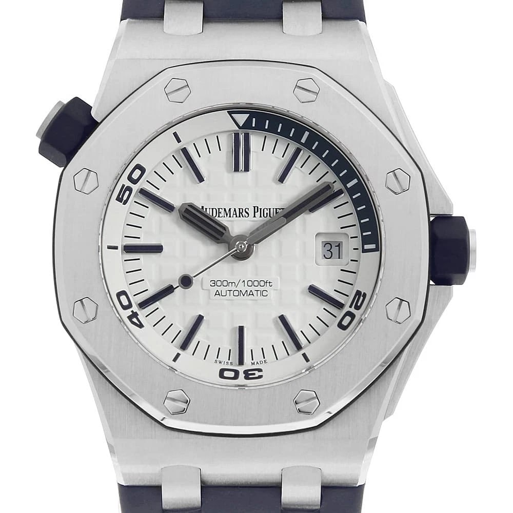 AUDEMARS PIGUET ROYAL OAK OFFSHORE DIVER WATCH: AUDEMARS PIGUET Royal Oak Offshore Diver Watch Brand: AUDEMARS PIGUET Type: Wrist watch Material: Band Material rubber, Case Material Stainless Steel Color: Dial Color White Size: Band Size NONE,