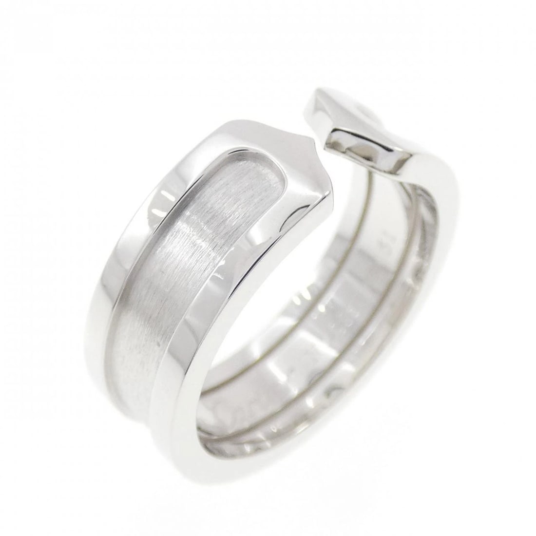 CARTIER C2 SMALL RING: Cartier C2 Small Ring Brand: Cartier Type: Ring Material: 750 White Gold Color: White Gold Size: 6 (US size) Accessories: None Accessories Notice: When purchasing pre-owned goods, please
